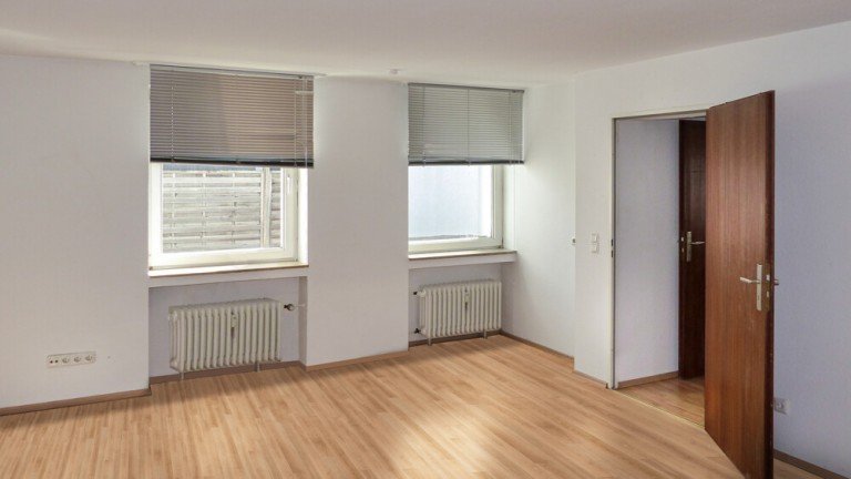 Wohnen Teilansicht K�ln Deutz Etagenwohnung Wohnen in K�ln Deutz