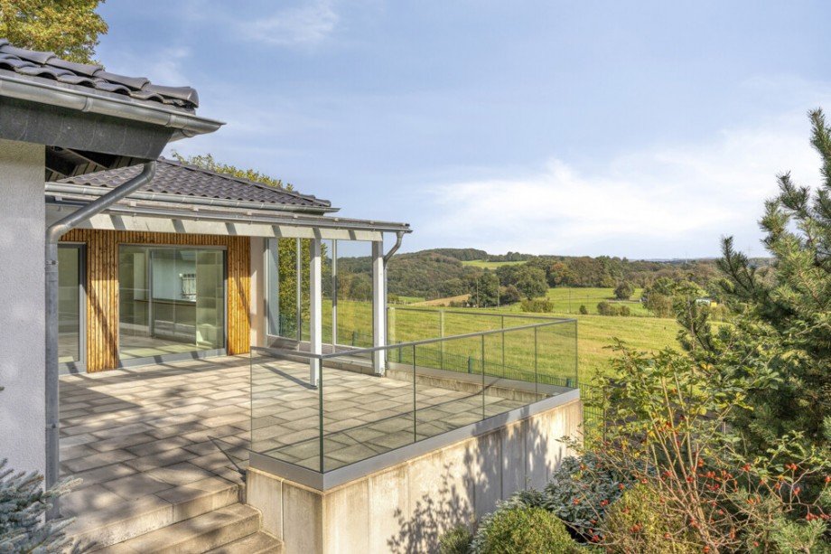 Blick ind Gr�ne Bungalow Wuppertal