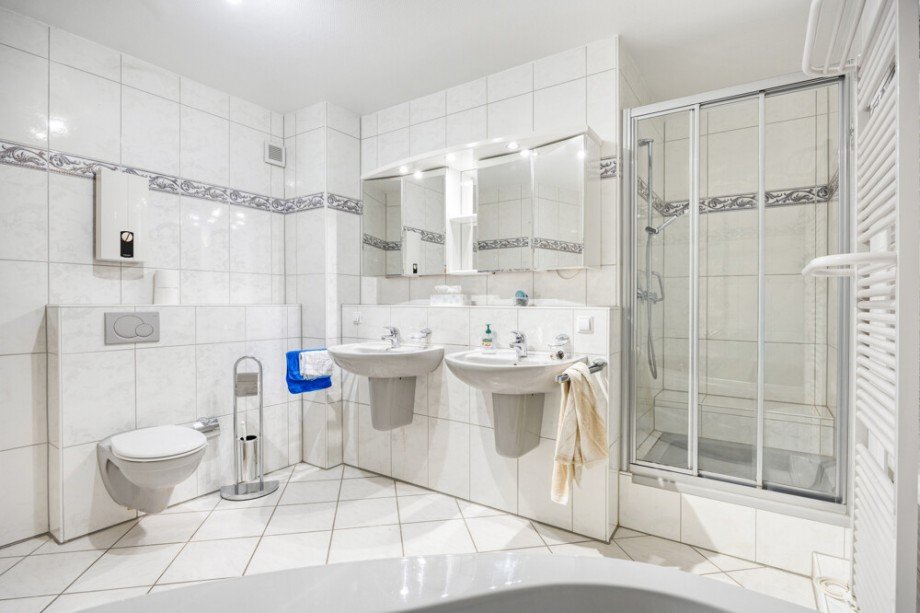 Bad Etagenwohnung Wermelskirchen / Stumpf