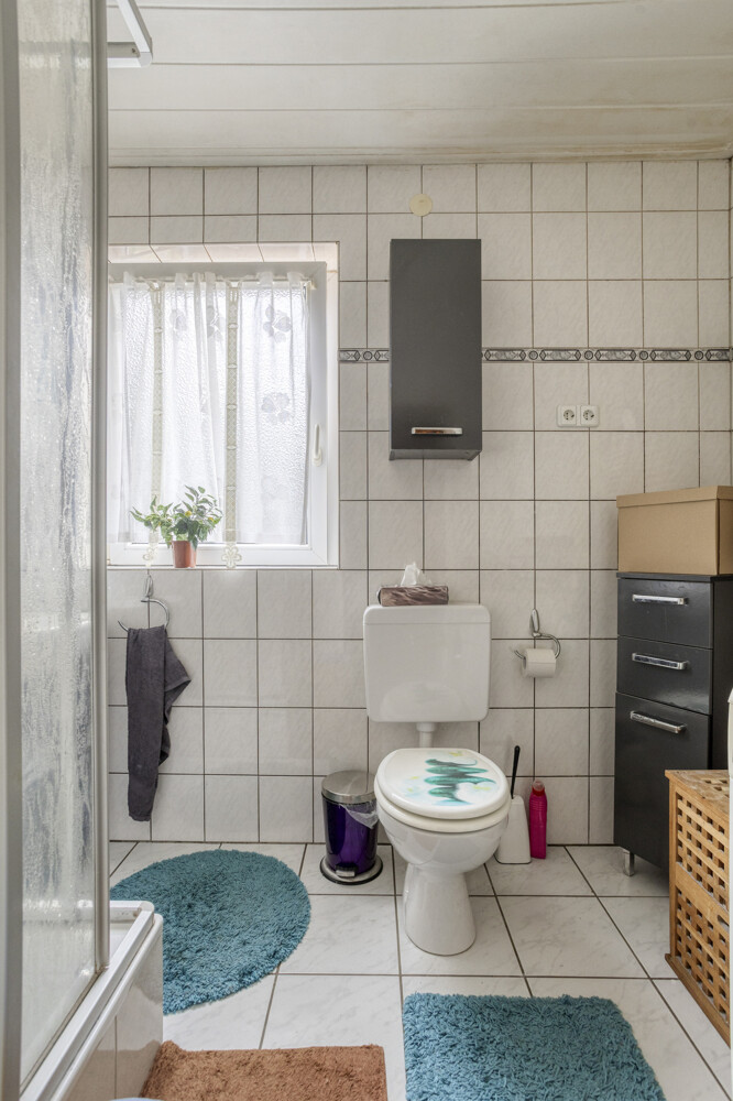 Bad Mehrfamilienhaus Solingen / Merscheid