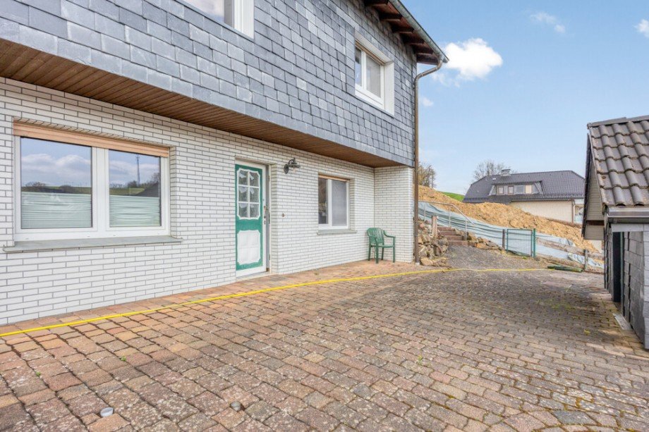 Eingang Einfamilienhaus Wipperf�rth / Ohl