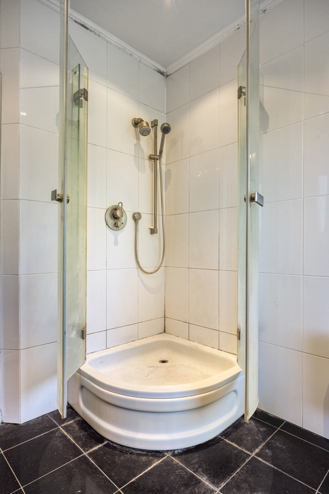 Bad Wohn- / Gesch�ftshaus Leverkusen / Opladen