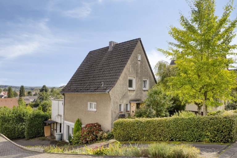 Haus Wermelskirchen Einfamilienhaus Einfamilienhaus in attraktiver Stadtrandlage von Wermelskirchen