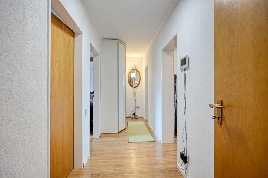 Flur OG Einfamilienhaus Wermelskirchen / Dh�nn