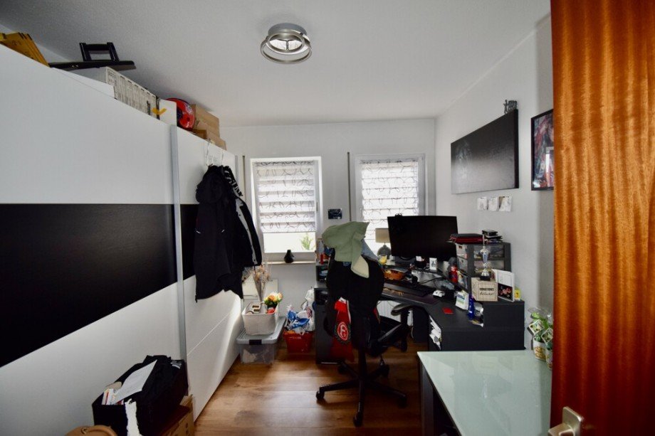 Arbeiten Etagenwohnung Remscheid / Lennep