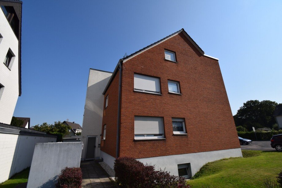 Ansicht Souterrainwohnung Bergisch Gladbach