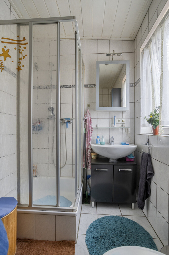 Bad Mehrfamilienhaus Solingen / Merscheid