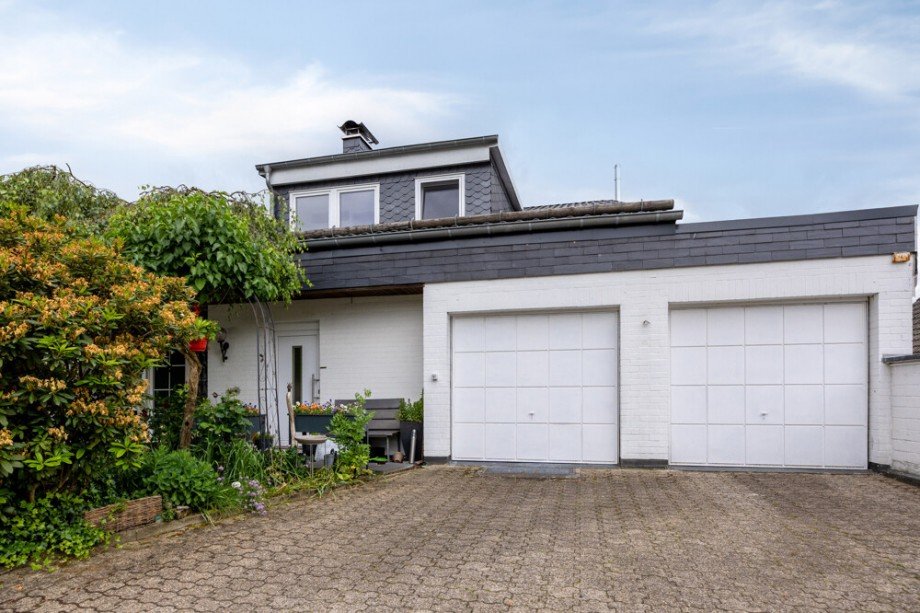 Garagen Einfamilienhaus Wermelskirchen / Dh�nn