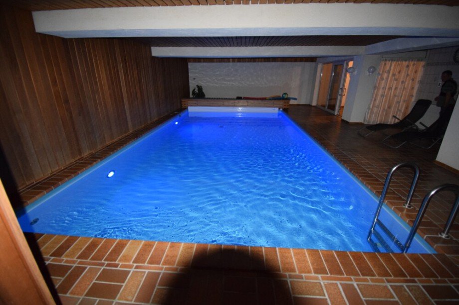 Pool Souterrainwohnung Bergisch Gladbach
