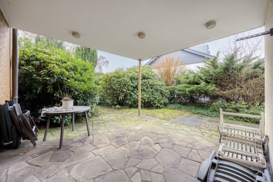 Freisitz Mehrfamilienhaus Odenthal / Eikamp