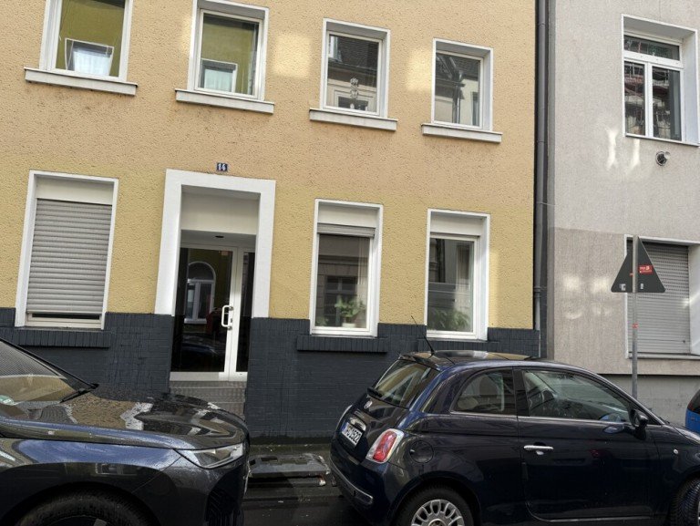 Au�enansicht K�ln / Deutz Erdgeschosswohnung Wohnen im Erdgeschoss links in K�ln Deutz