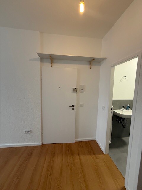 Wohnungst�r Erdgeschosswohnung K�ln / Deutz