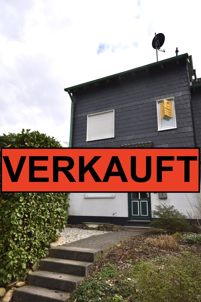Ansicht Remscheid / Lennep Doppelhaush�lfte Doppelhaush�lfte mit guter Raumaufteilung in verkehrsg�nstiger Lage sucht neue Eigent�mer