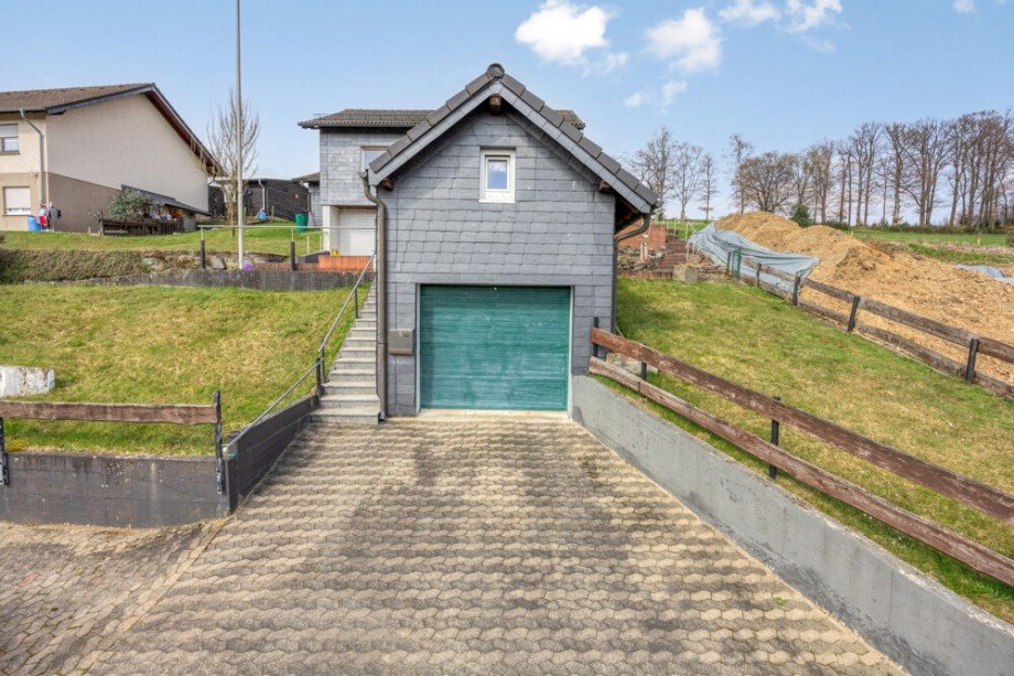 Garage Einfamilienhaus Wipperf�rth / Ohl