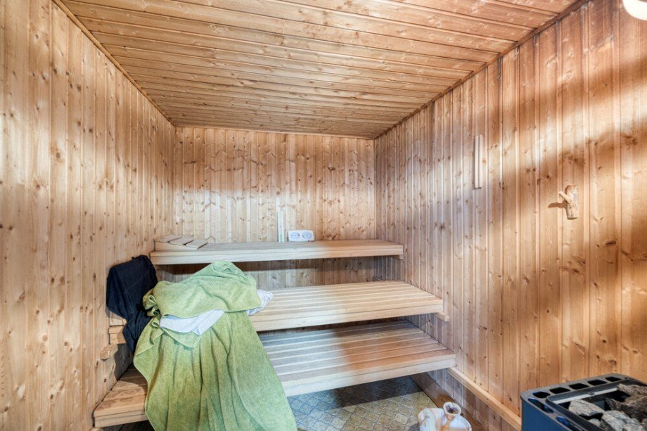 Sauna Einfamilienhaus Wermelskirchen / Dh�nn