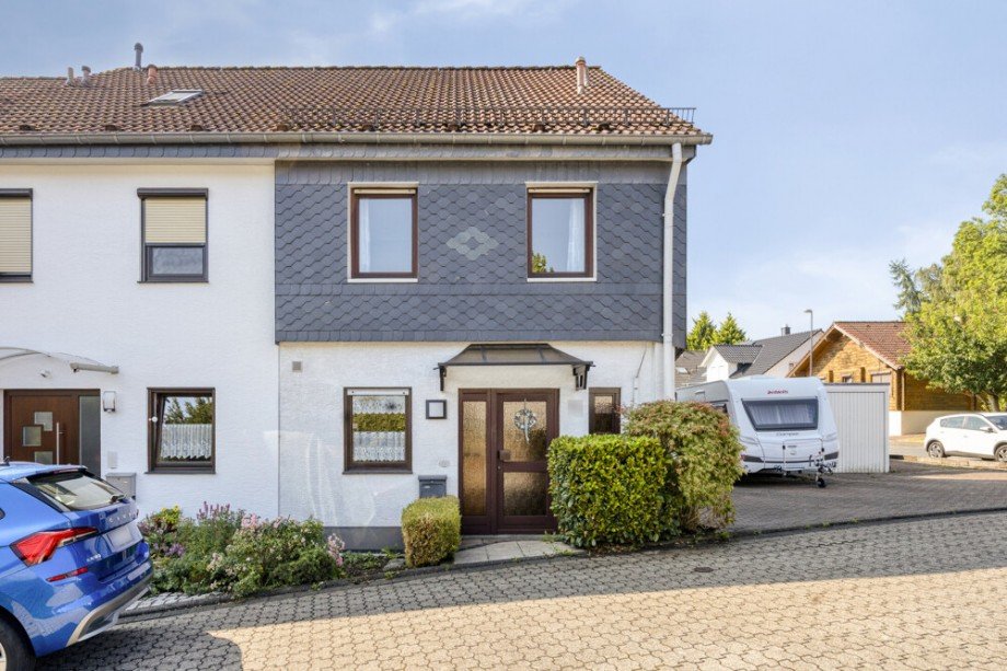 Front Reihenendhaus Remscheid / Lennep